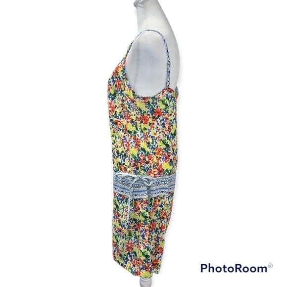 cabi Floral Fiesta Shorts Romper Size Small - Picture 5 of 9
